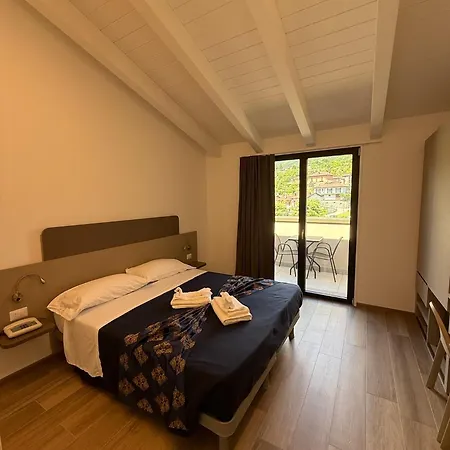 Hotel Merloni Grandola ed Uniti Exterior photo
