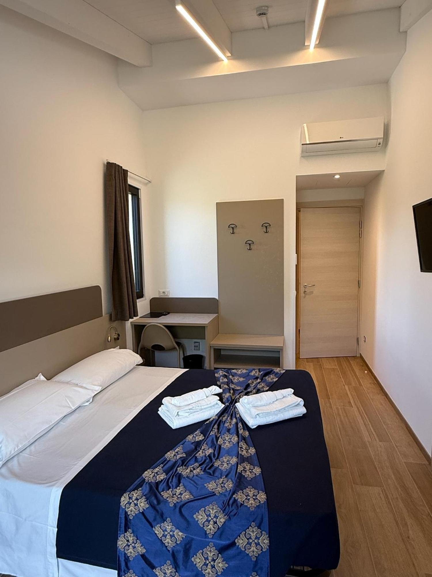Merloni Hotel 3*