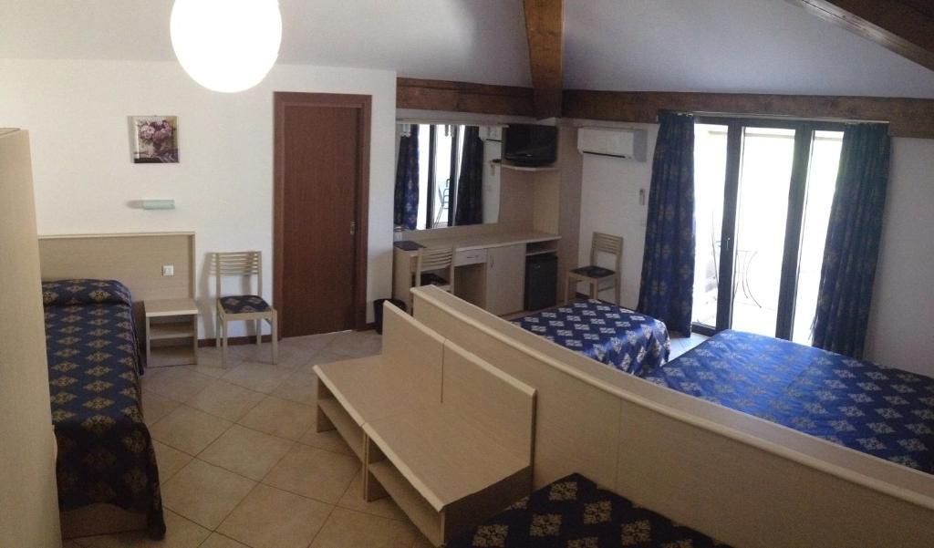 Hotel Merloni 3*